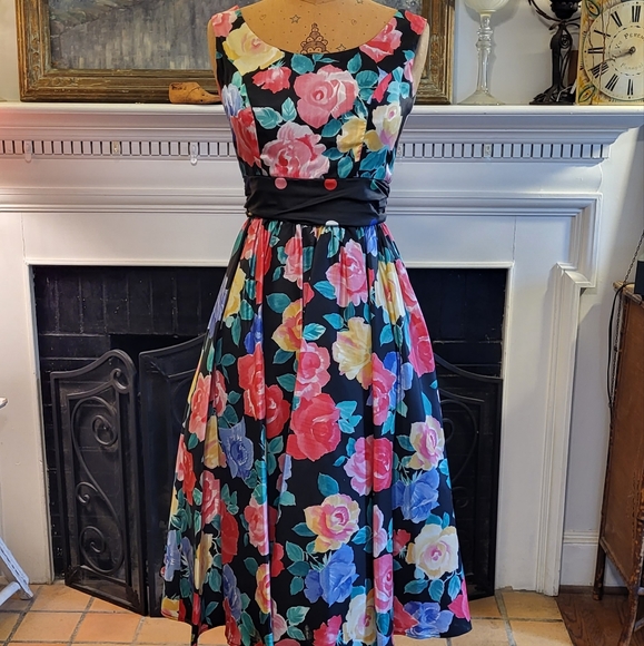 Vintage Nili Martin Floral Midi Dress - Picture 7 of 10